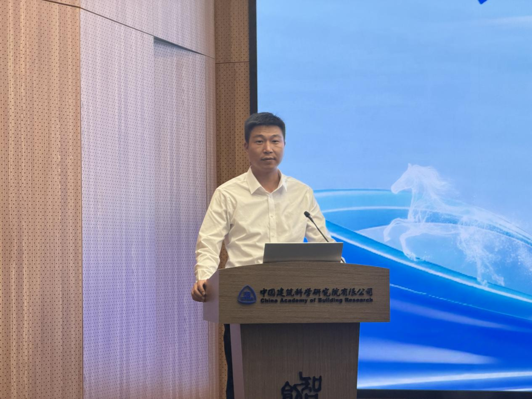 产品运营部 伍军.png